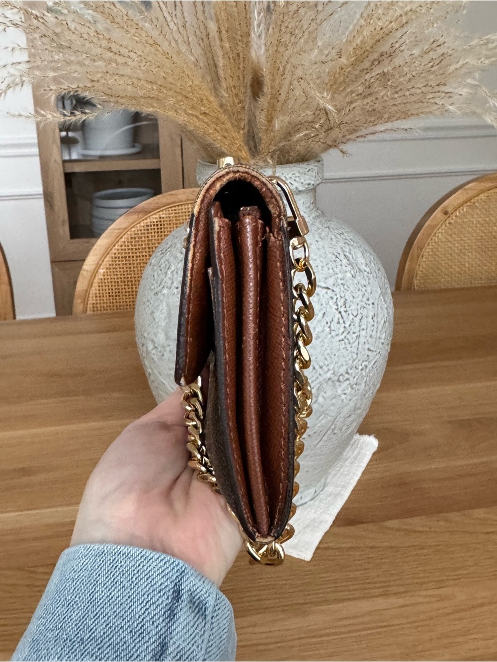 ✅AUTHENTIC✅LOUIS VUITTON WALLET ON A CHAIN - Picture 5 of 12